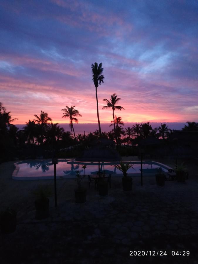 אינהמבאנה Blue Moon Beach Holiday Resort מראה חיצוני תמונה
