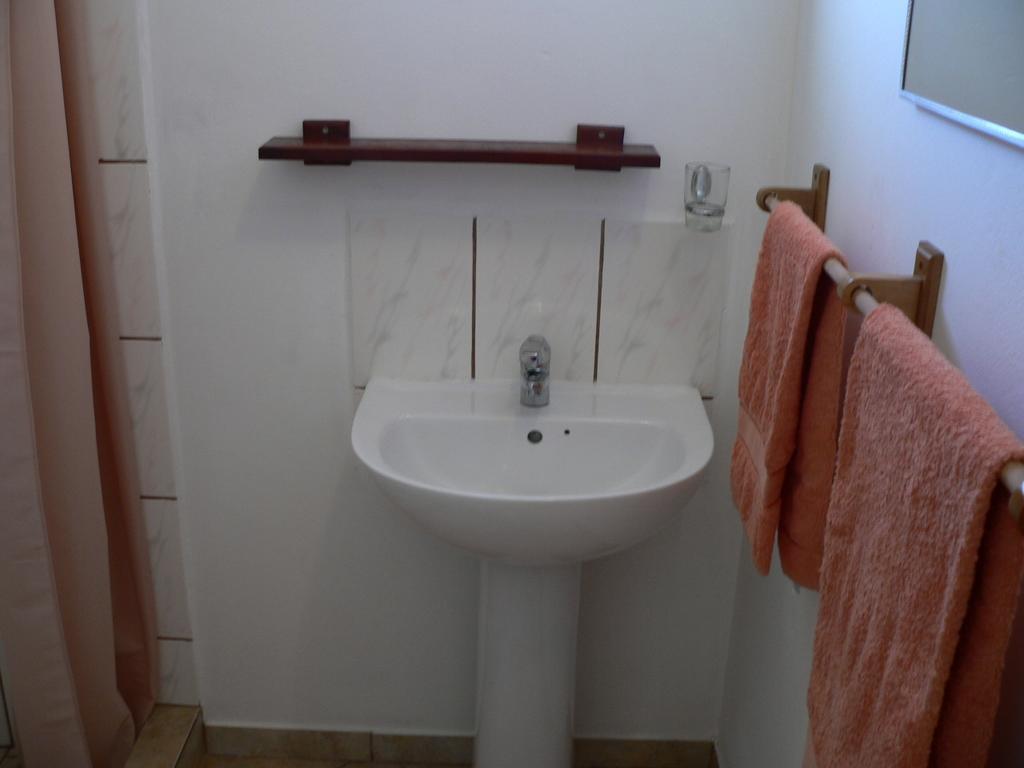 אינהמבאנה Blue Moon Beach Holiday Resort חדר תמונה